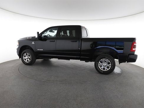 Used 2024 RAM 2500 Laramie w/ Safety Group image 8