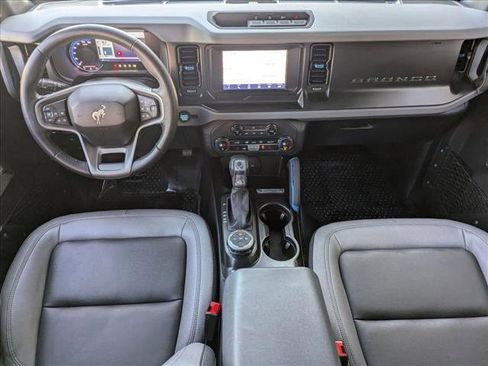 Used 2023 Ford Bronco Black Diamond image 17