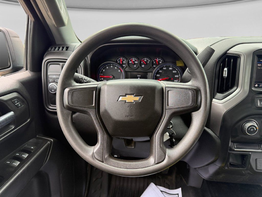 Used 2020 Chevrolet Silverado 1500 W/T RWD image 13