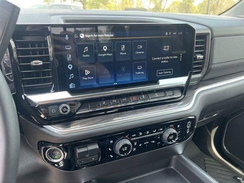 Used 2025 Chevrolet Silverado 2500 LTZ w/ LTZ Plus Package AWD/4WD image 31
