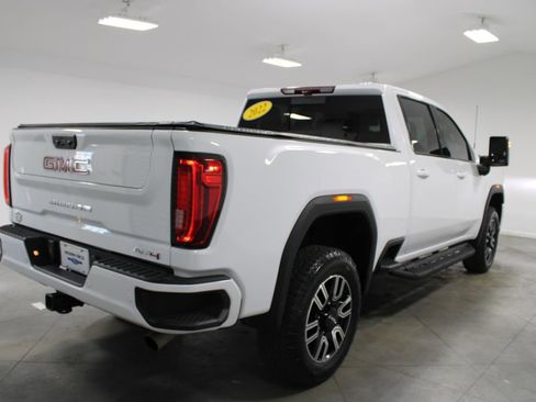 Used 2022 GMC Sierra 2500 AT4 w/ AT4 Preferred Package AWD/4WD image 9