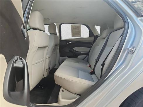 Used 2016 Ford Focus SE FWD image 21
