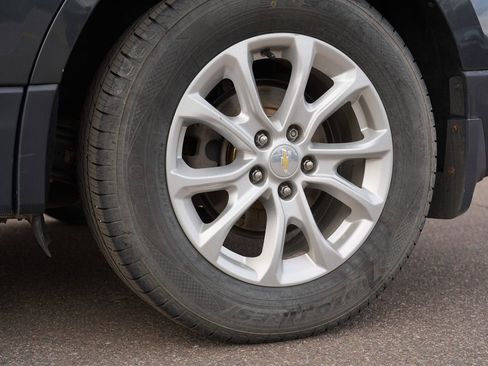 Used 2018 Chevrolet Equinox LT w/ Sun & Infotainment Package image 32