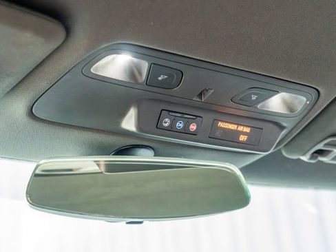 Used 2020 Chevrolet Camaro LT image 22