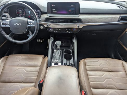 Used 2022 Kia Telluride SX w/ SX Prestige Package image 11