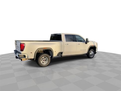 Used 2021 GMC Sierra 3500 Denali w/ Denali Ultimate Package image 8