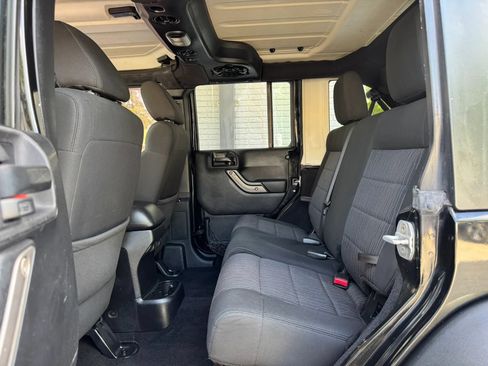 Used 2012 Jeep Wrangler Unlimited Sport AWD/4WD image 17