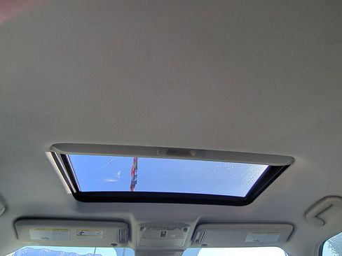 Used 2019 Nissan Armada SL w/ Premium Package image 29