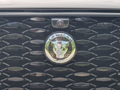 New 2026 Jaguar F-PACE R-Dynamic S image 33