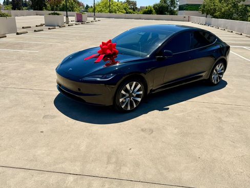 Used 2025 Tesla Model 3 RWD image 51