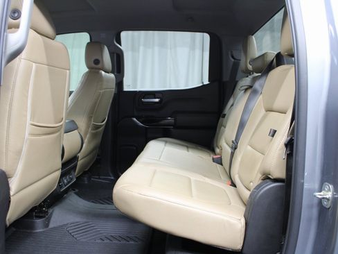 Used 2022 Chevrolet Silverado 1500 RST image 12