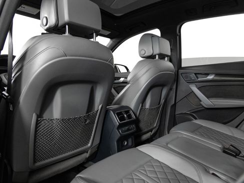 Used 2018 Audi SQ5 Premium Plus w/ Navigation Package image 15