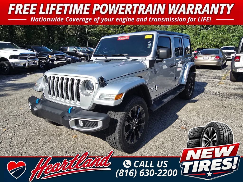 Used 2023 Jeep Wrangler Unlimited Sahara w/ Cold Weather Group AWD/4WD image 1