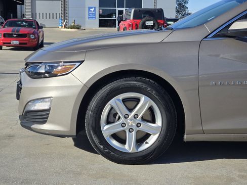Used 2024 Chevrolet Malibu LT image 9