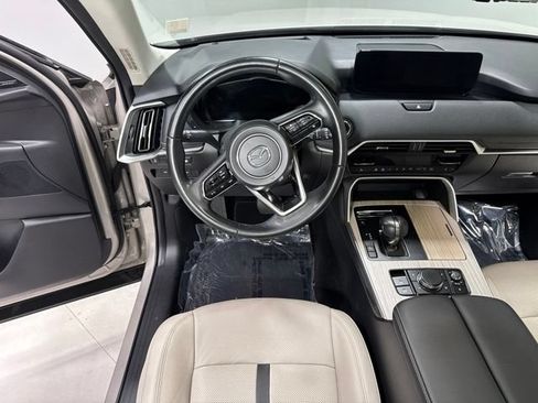 Used 2024 MAZDA CX-90 Plug-In Hybrid w/ Premium Pkg AWD/4WD image 19