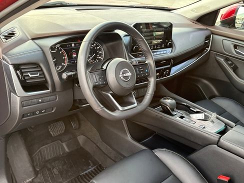 Certified 2023 Nissan Rogue SL w/ SL Premium Package image 15