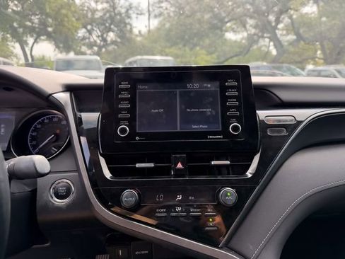 Used 2021 Toyota Camry SE w/ Convenience Package FWD image 13