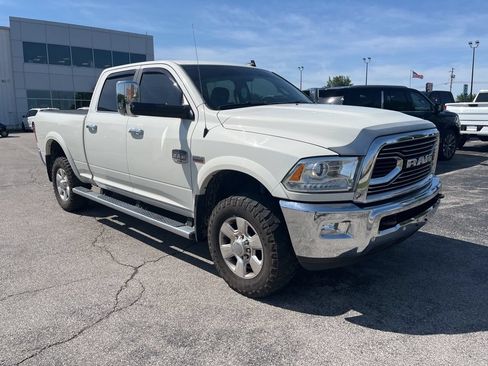 Used 2017 RAM 2500 Limited AWD/4WD image 2