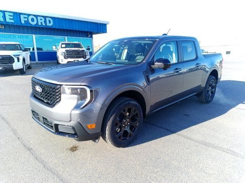 New 2026 Ford Maverick Lariat w/ Black Appearance Package image 8