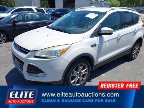 Used 2015 Ford Escape Titanium AWD/4WD image 3