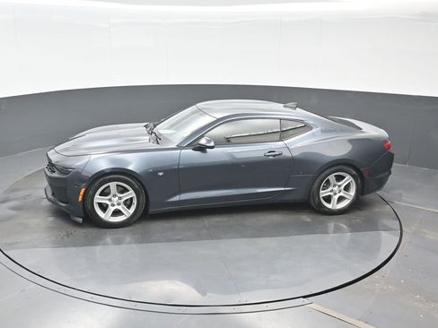 Used 2019 Chevrolet Camaro LT image 25