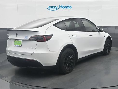 Used 2022 Tesla Model Y Long Range AWD/4WD image 7