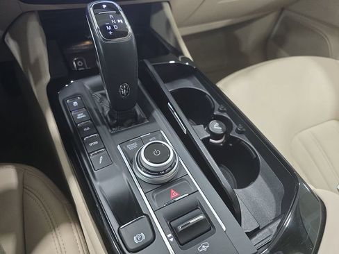 Used 2022 Maserati Levante Modena AWD/4WD image 24