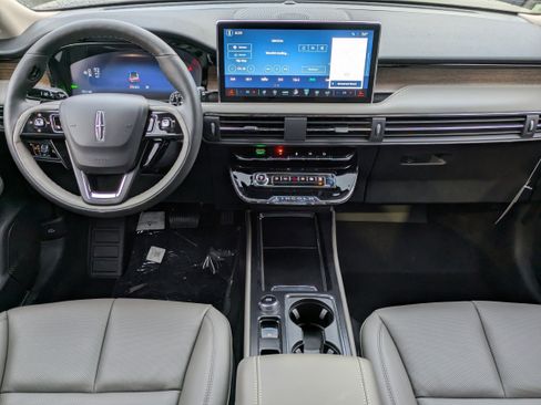 New 2026 Lincoln Corsair Grand Touring AWD/4WD image 14