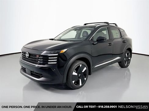 New 2026 Nissan Kicks SR w/ SR Premium Package FWD image 1