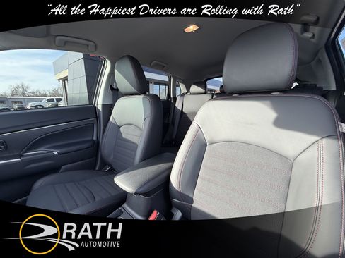 New 2026 Mitsubishi Outlander Sport SE image 13