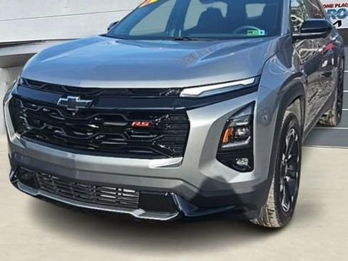 Used 2025 Chevrolet Equinox RS w/ Safety and Technology Package image 1