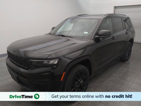Used 2024 Jeep Grand Cherokee L Laredo AWD/4WD image 1