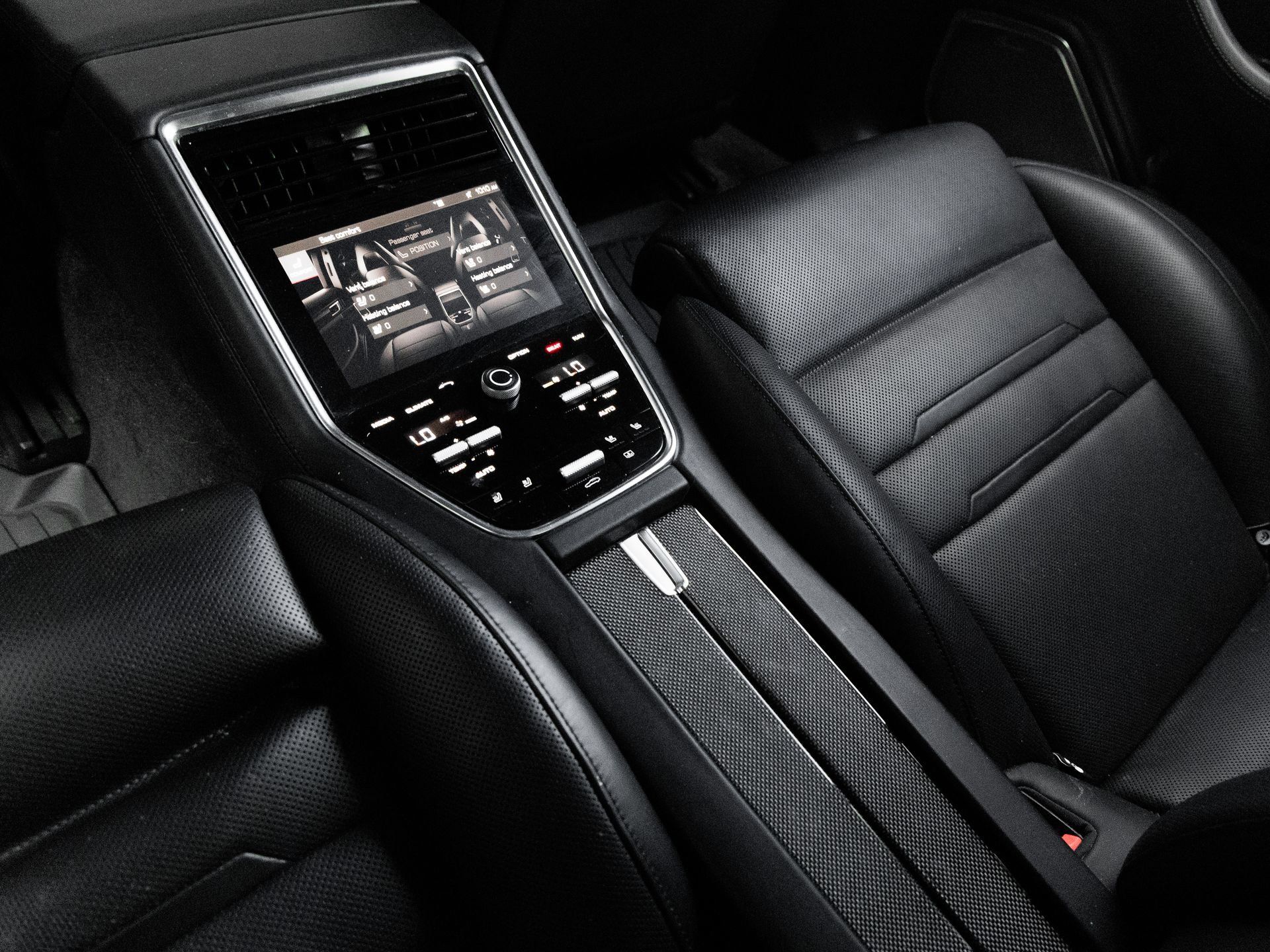 Certified 2018 Porsche Panamera Turbo S AWD/4WD image 25