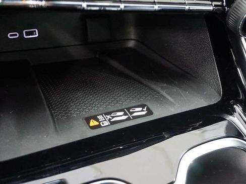 New 2026 Chevrolet Traverse LT w/ Driver Confidence Package FWD image 23