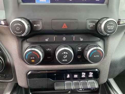 Used 2023 RAM 1500 Big Horn AWD/4WD image 25