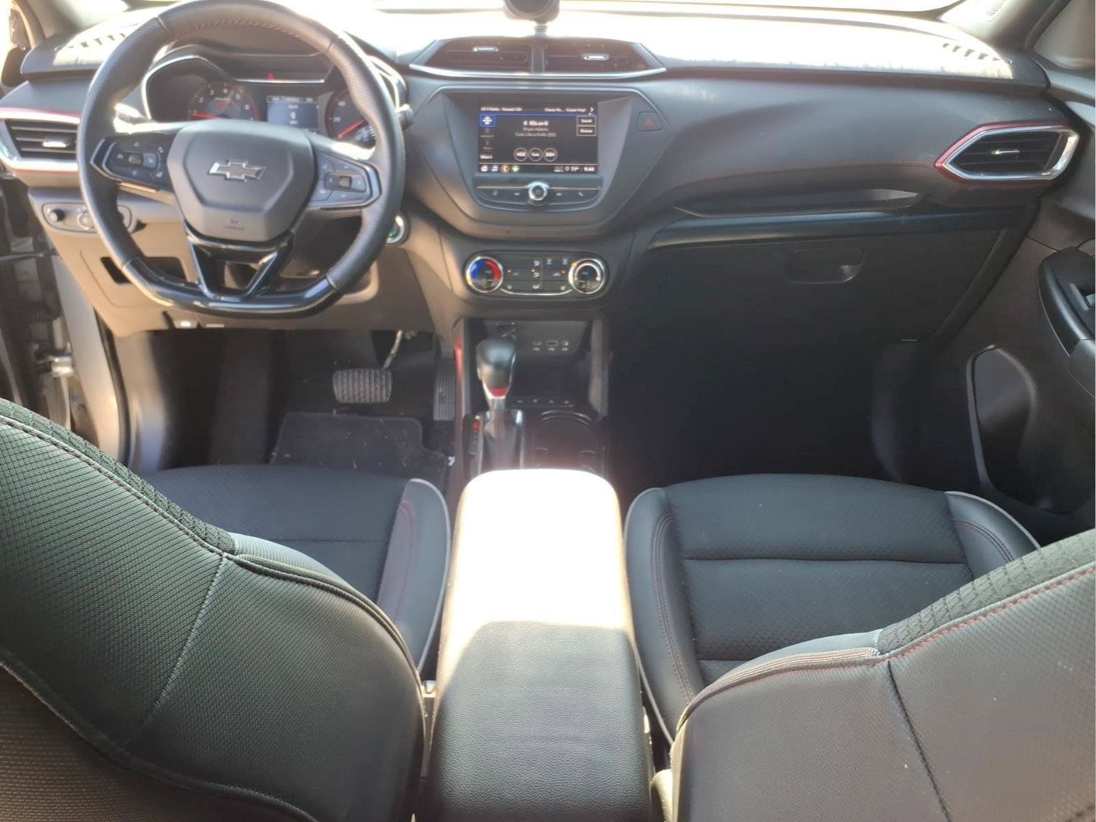 Used 2023 Chevrolet TrailBlazer RS FWD image 14