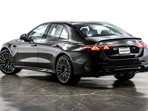 New 2026 Mercedes-Benz E 53 AMG e 4MATIC Sedan image 12