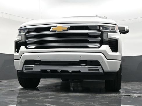 Used 2024 Chevrolet Silverado 1500 High Country AWD/4WD image 27