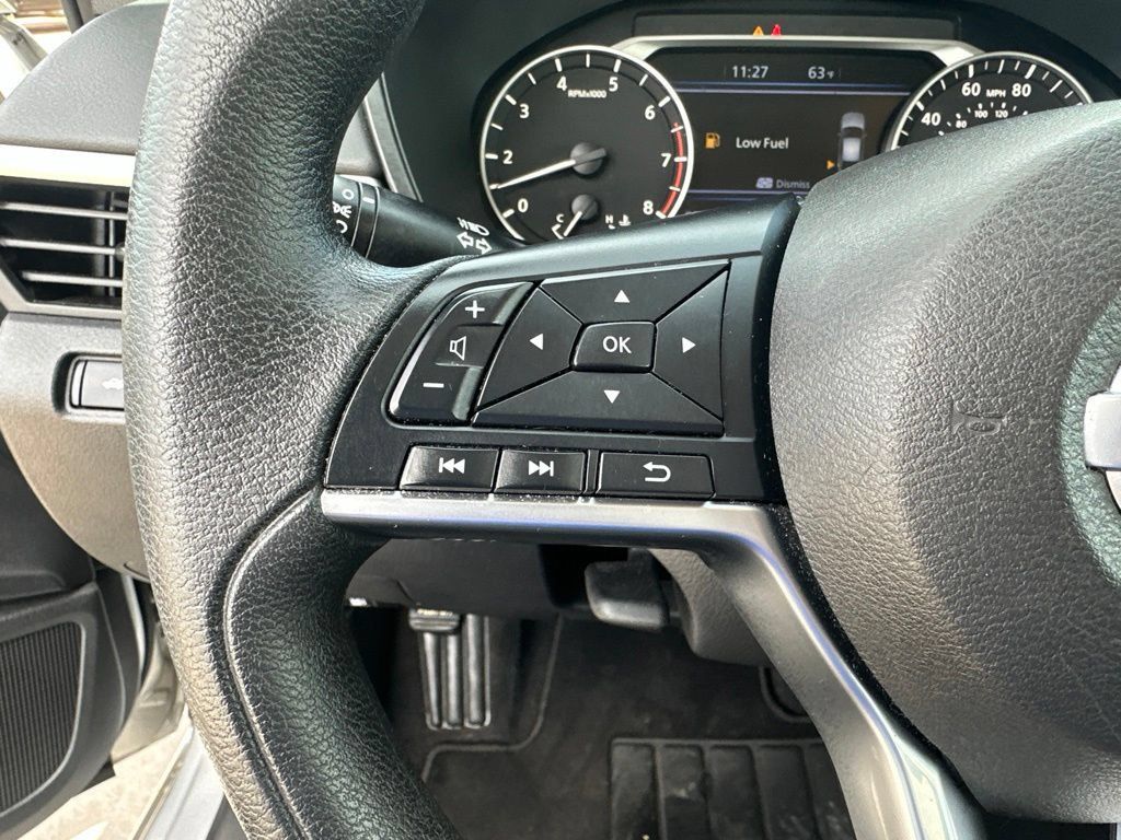 Used 2021 Nissan Altima 2.5 SV FWD image 10