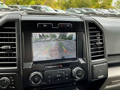Used 2018 Ford F150 XL w/ Equipment Group 101A Mid AWD/4WD image 15