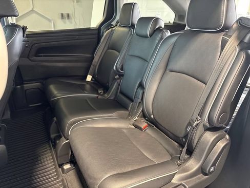 Used 2024 Honda Odyssey Elite image 15