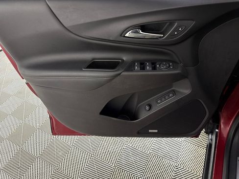 Used 2019 Chevrolet Equinox Premier image 10