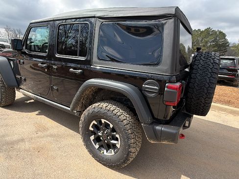 New 2026 Jeep Wrangler Unlimited Rubicon AWD/4WD image 10