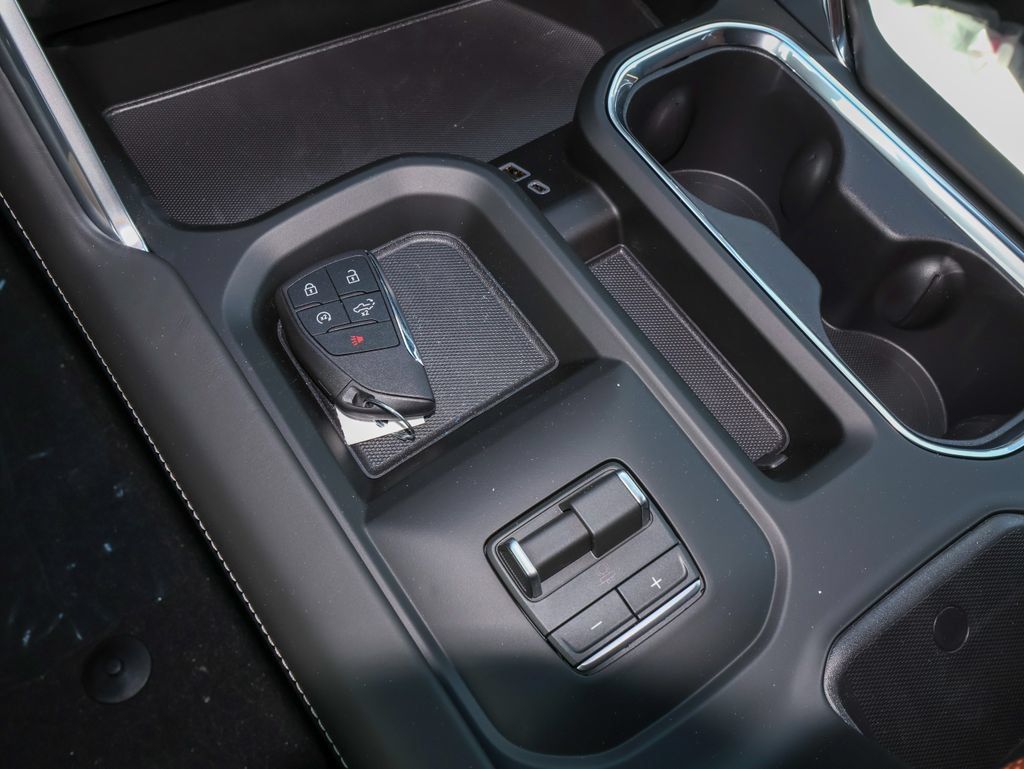 New 2026 GMC Sierra 3500 Denali Ultimate AWD/4WD image 27