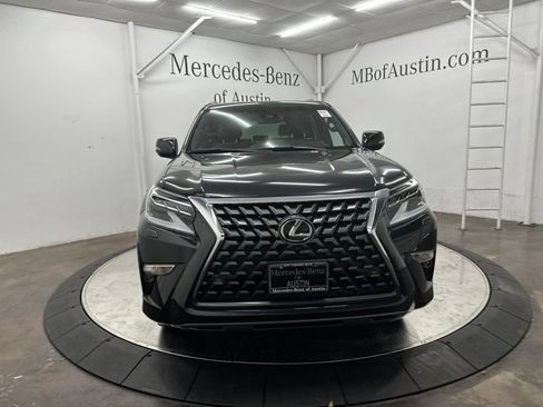 Used 2022 Lexus GX 460 Luxury w/ Off Road Package AWD/4WD image 2