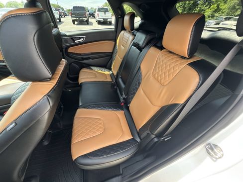 Used 2024 Ford Edge Titanium w/ Titanium Elite Package AWD/4WD image 25