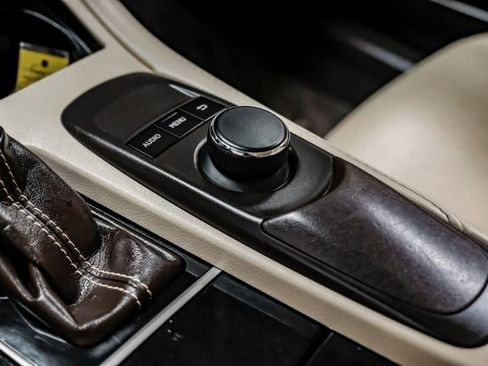 Used 2017 Lexus ES 350 w/ Accessory Package 2 FWD image 31