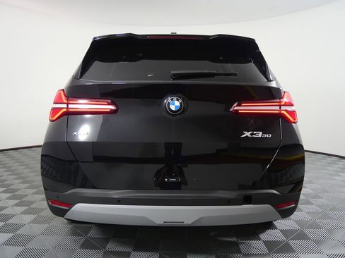 Used 2025 BMW X3 xDrive30i w/ Premium Package image 4