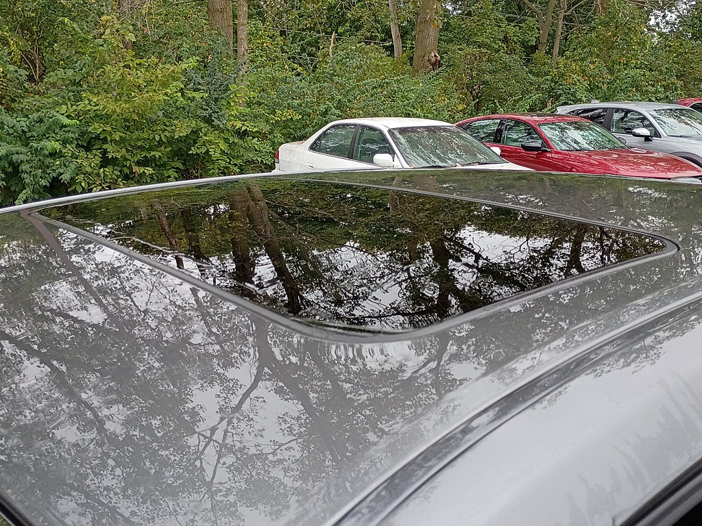 Used 2014 Toyota Avalon XLE Touring FWD image 25
