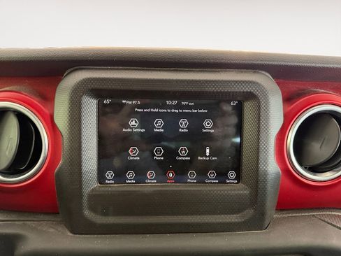 Used 2018 Jeep Wrangler Unlimited Rubicon AWD/4WD image 9